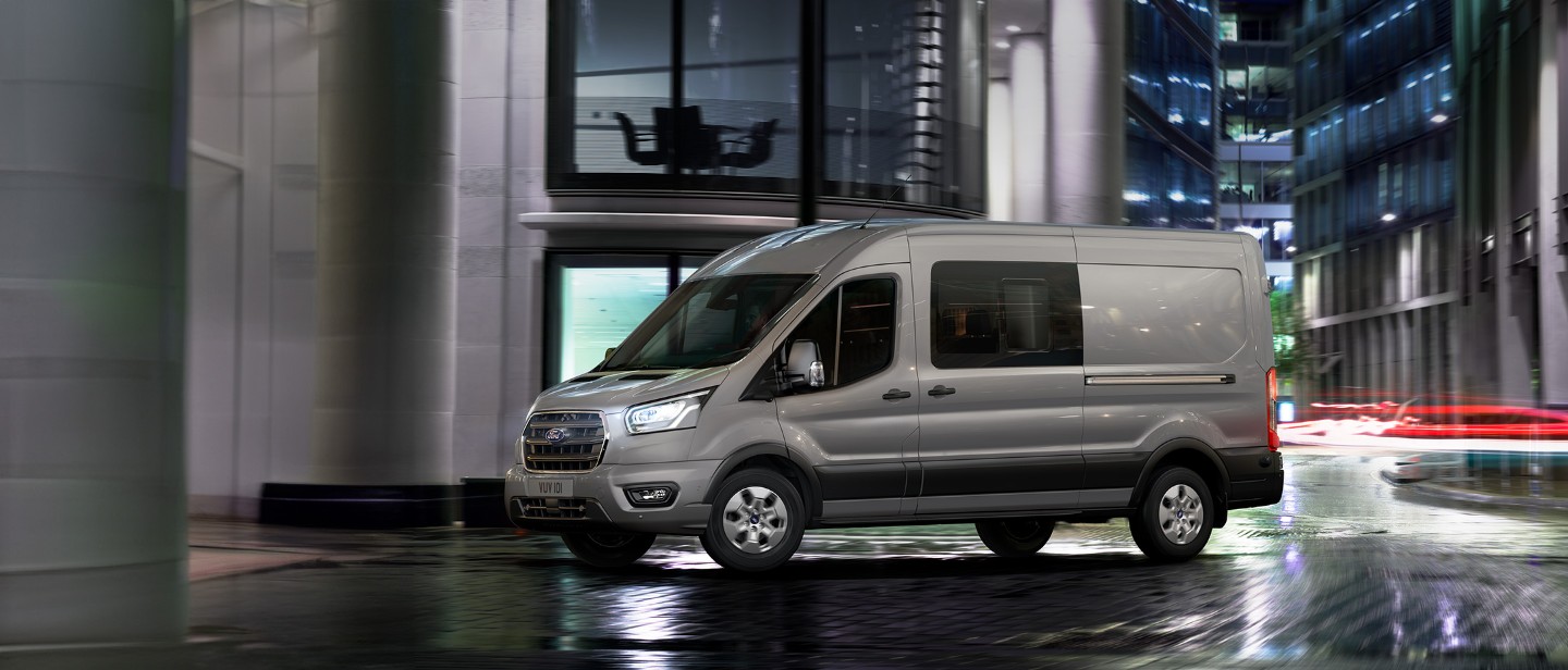 Ford Transit Van Double Cab-in-Van side view Ford Transit Van Double Cab-in-Van side view